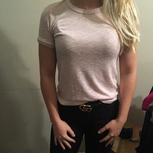 Super comfy t-shirt, peach colored, cuffed sleeves